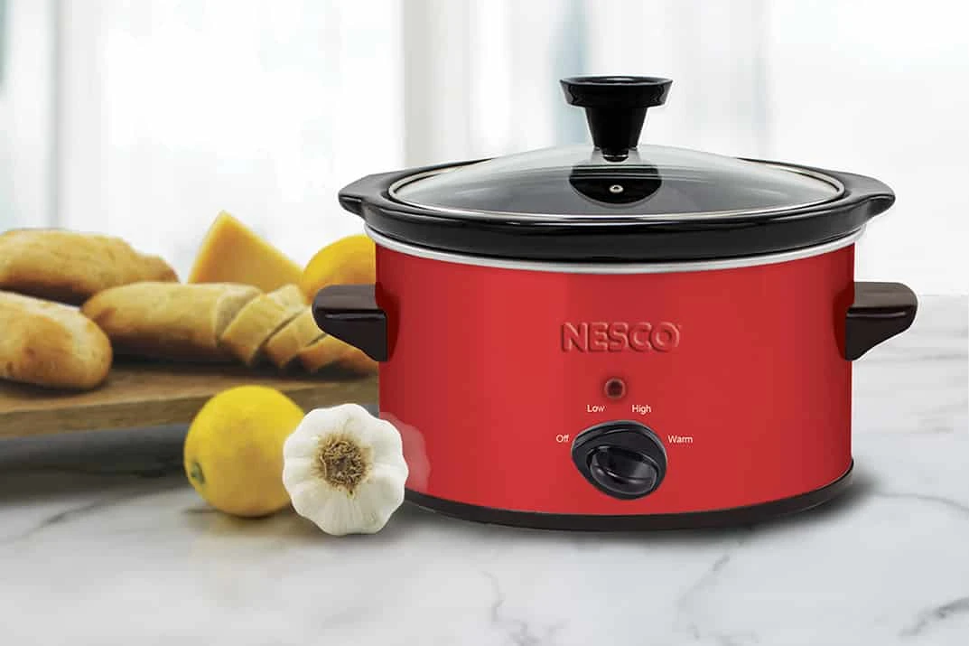 Nesco 1.5 Qt Metallic Red Slow Cooker - Image 3