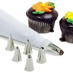 Norpro 8 Piece Cake/Decorating Set