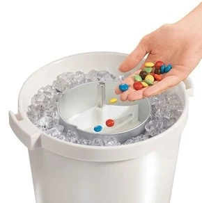 Hamilton Beach 4 Quart Bucket Ice Cream Maker - Image 3