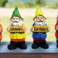 Alpine Gnome Statue w/Sign - Assorted