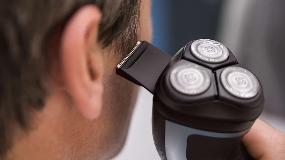 Philips Norelco Shaver Cordless Dry Electric Shaver - Image 7