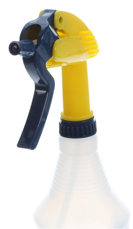 Zep 32 oz. Professional Spray Bottle - Image 4